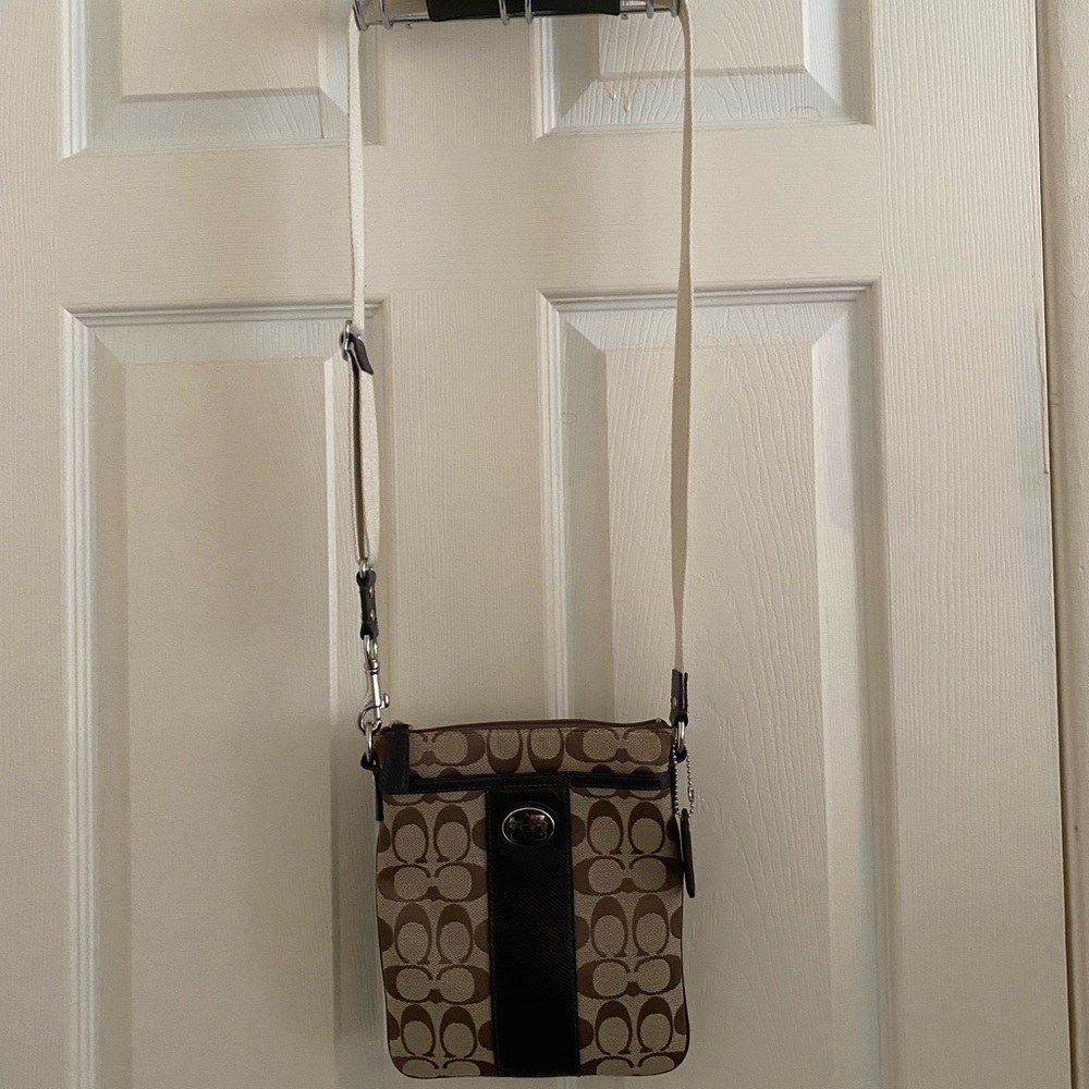 Coach Outlet Crossbody Bag Gem
